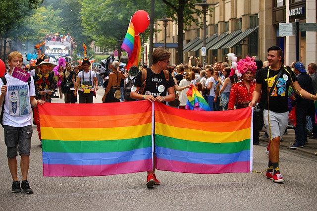 demonstrace za homosexuály