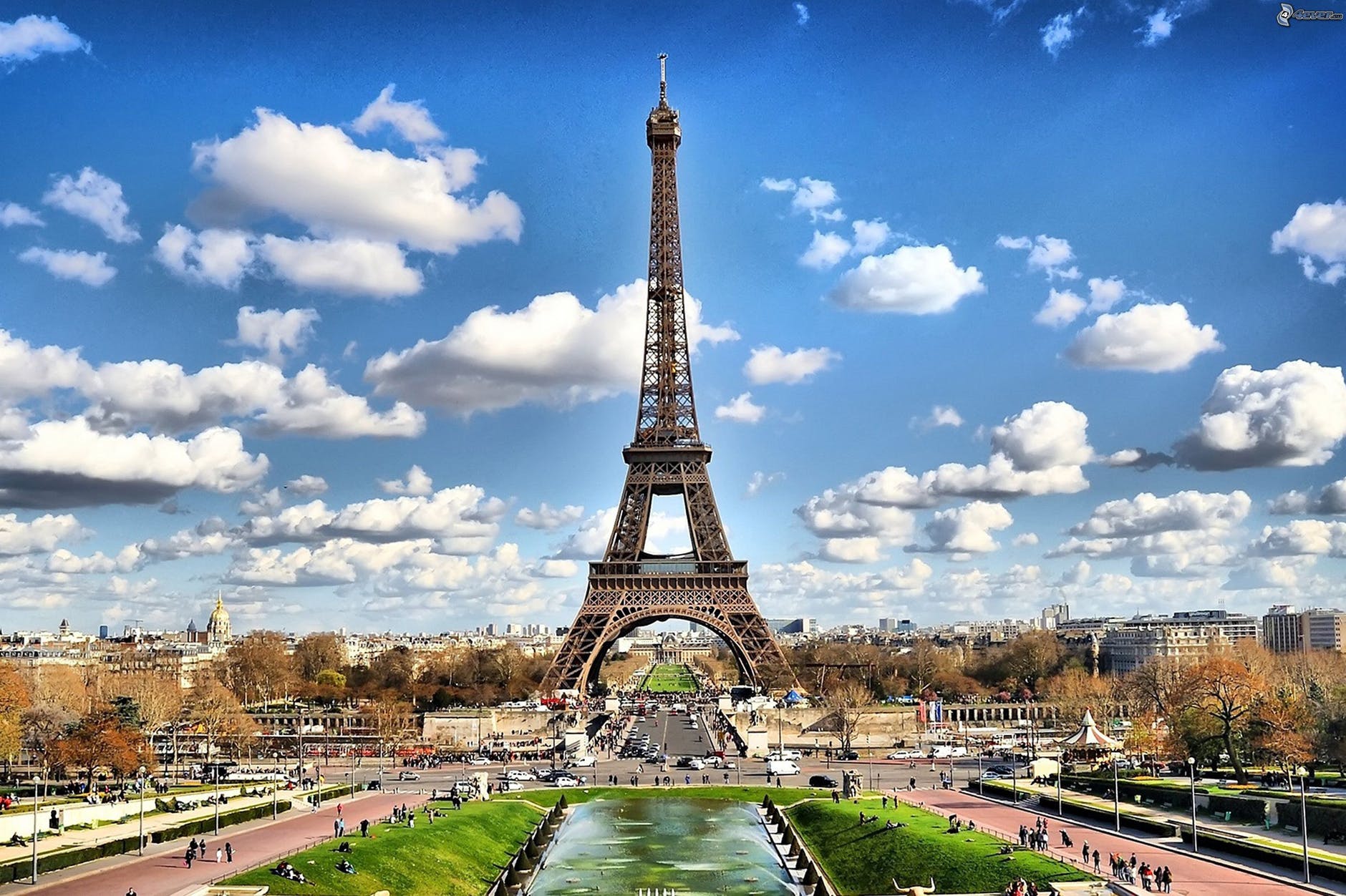 panorama s Eiffelovou věží